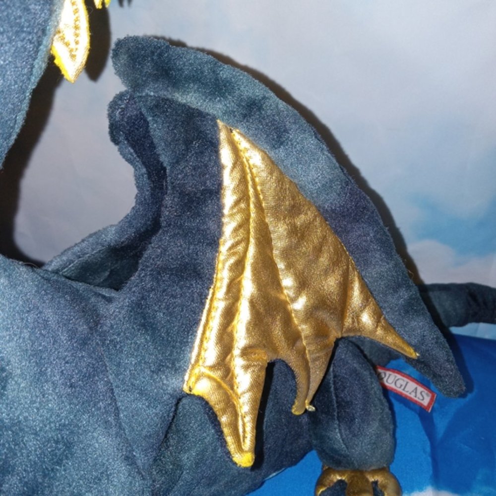 Aragon the noble plush dragon made by Douglas - Picture 7 of 8